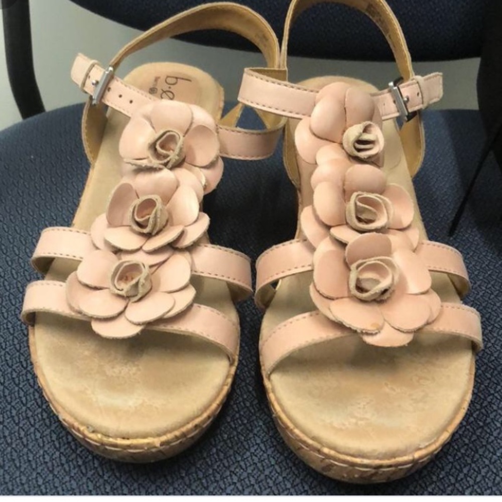 Tan wedges with pink flowers